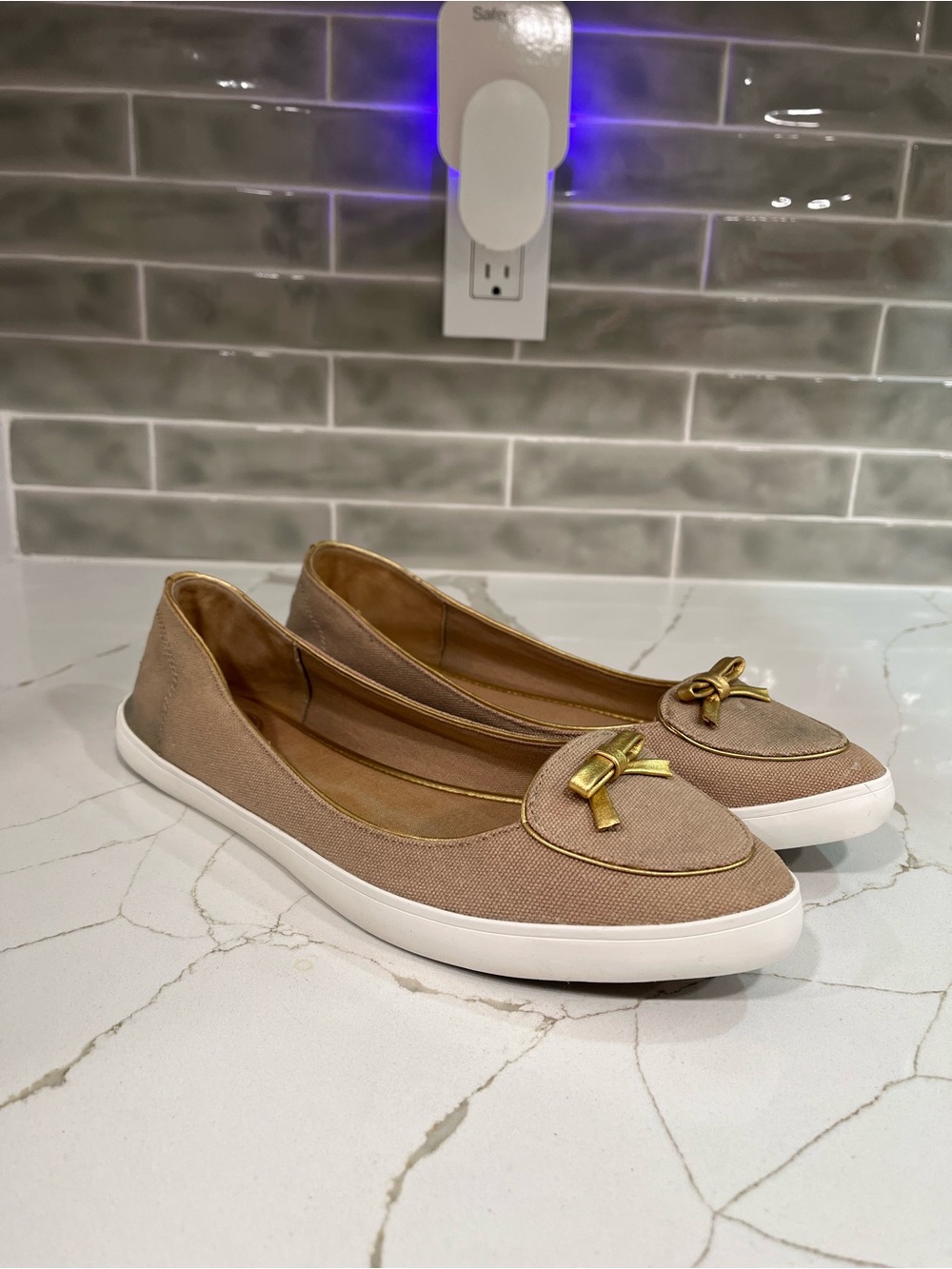 Tory Burch Women’s Size 10 Color Tan